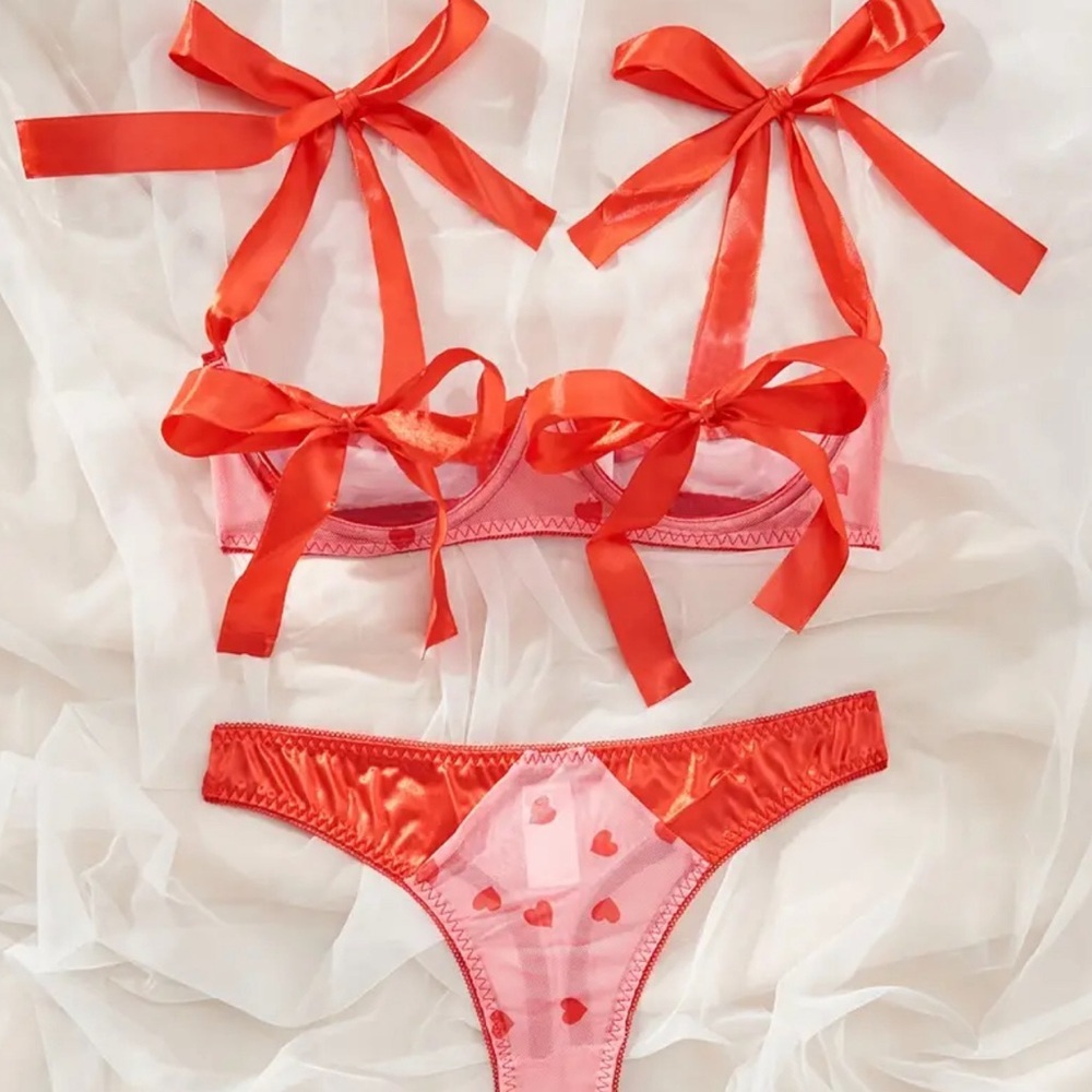 Sexy Red Lace Lingerie Set with Bows ✨❤️| Size M